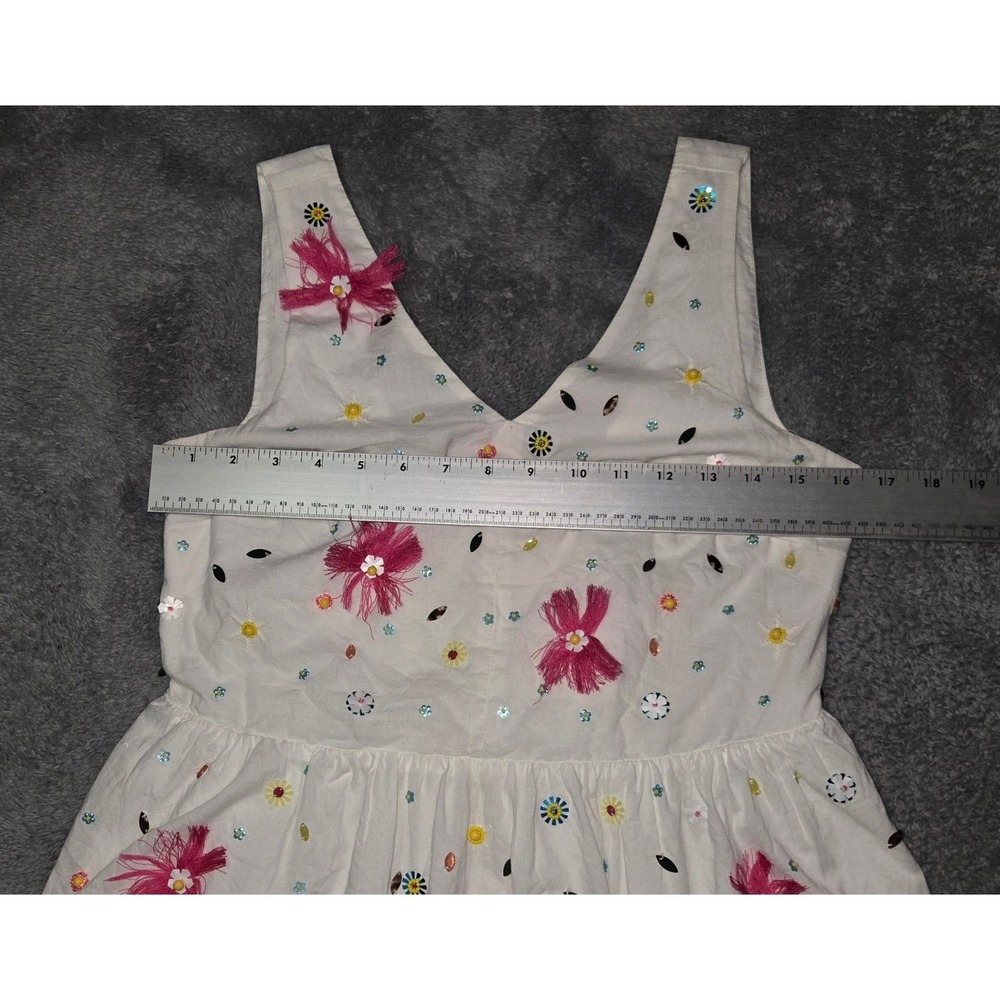 Crown & Ivy Floral Embroidered Peplum Top Sleeveless White XS Smocked Fairy - Picture 6 of 8